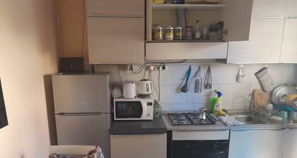 Beautiful 1-bed Apartment in Roma