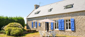 Holidays between sea and countryside for 8