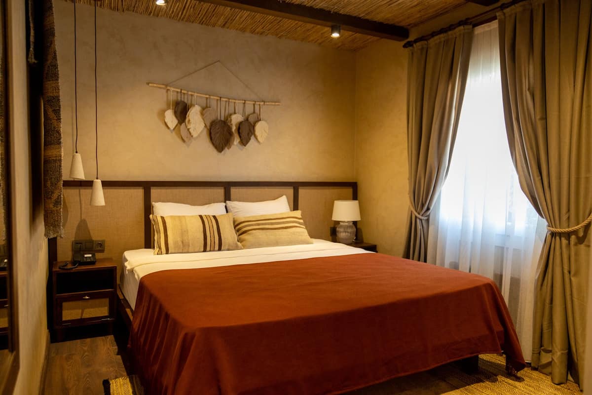 Ropa de cama de alta calidad y minibar