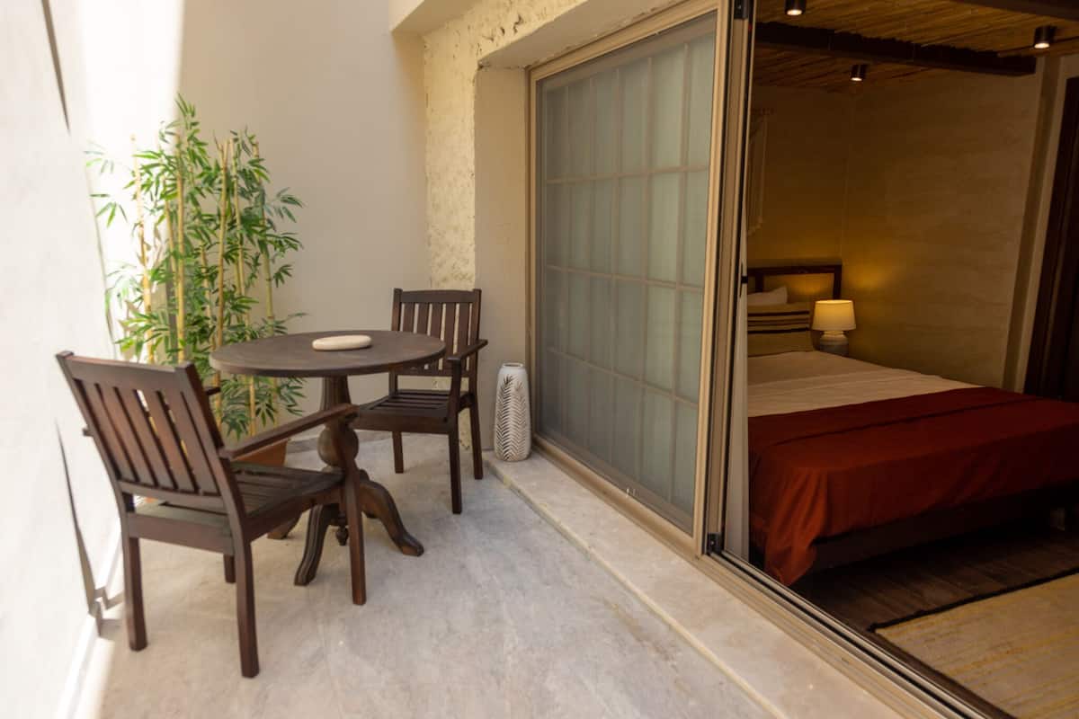Junior Room, Balcony, Corner | Balcony
