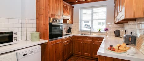 Fridge, dishwasher, electric kettle, toaster