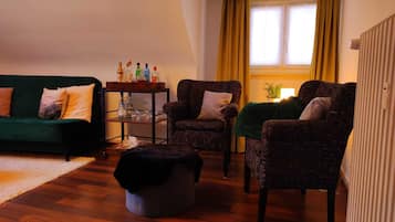 Smart-TV, Videospiele, DVD-Player, Bücher