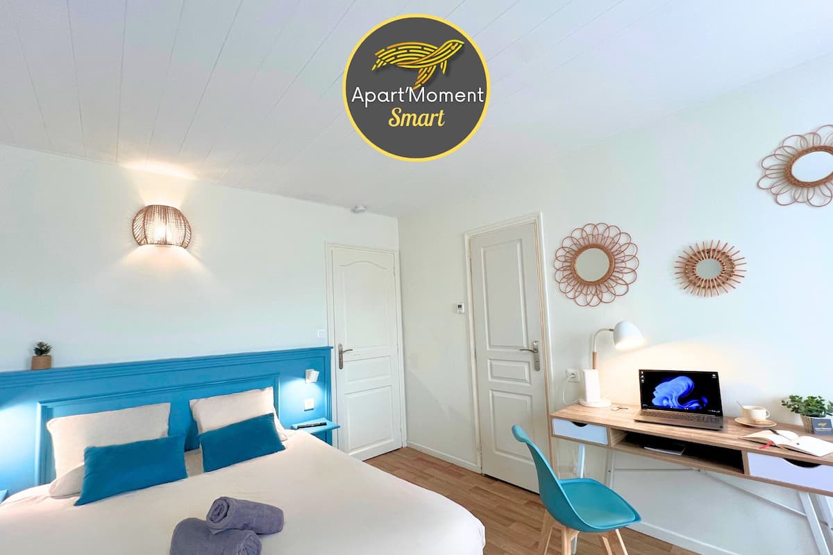 Superior tweepersoonskamer | 1 slaapkamer, een laptopwerkplek, gratis wifi, beddengoed