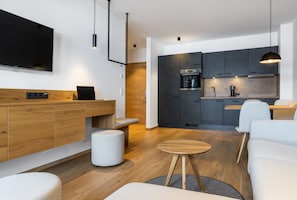 Literie hypoallergénique, minibar, coffres-forts dans les chambres