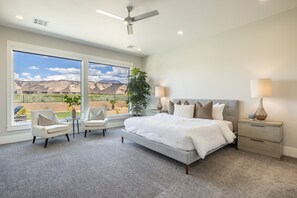 4 chambres, fer et planche à repasser, Wi-Fi gratuit, draps fournis