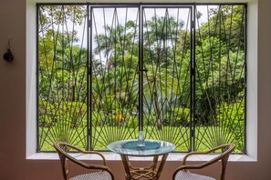 Interior - CASA PAZ | COZY CONDO STEPS FROM PELADA BEACH (Nosara)