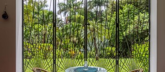 CASA PAZ | COZY CONDO STEPS FROM PELADA BEACH