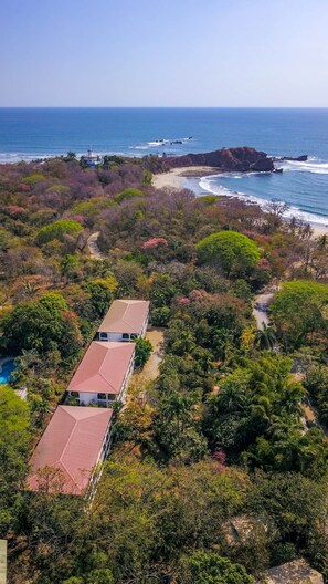 Exterior - CASA PAZ | COZY CONDO STEPS FROM PELADA BEACH (Nosara)