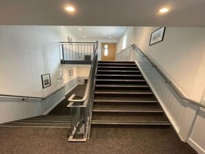 Staircase - Loch Lomond Hotel (Alexandria)