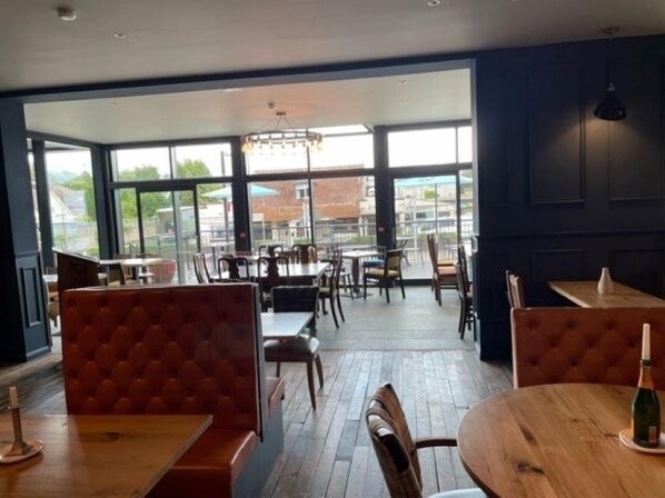 Restaurant - Loch Lomond Hotel (Alexandria)