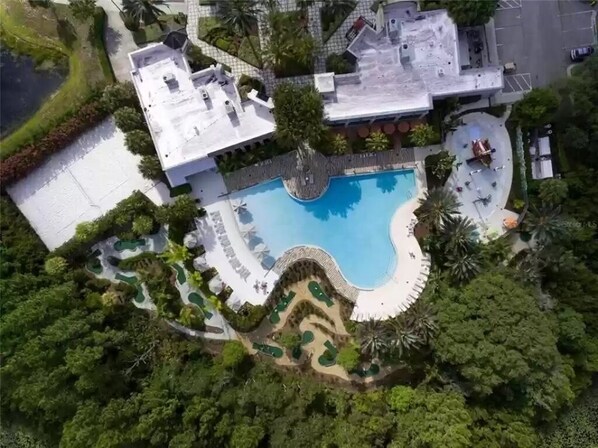 Outdoor pool - Multifamily,3 King Suites,Private Pool, Near Disney,Handicap Accessible (Davenport)