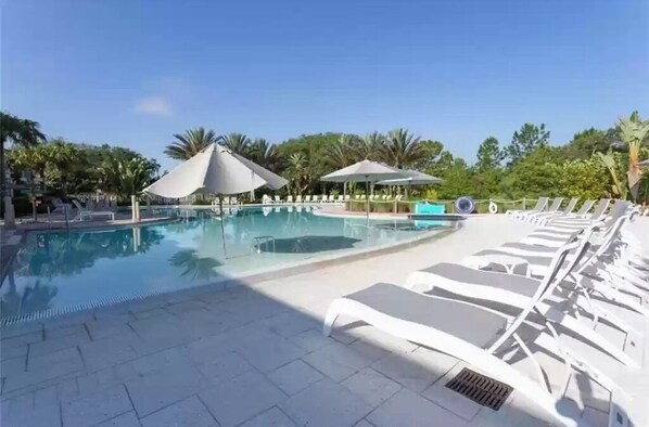 Udendørs pool