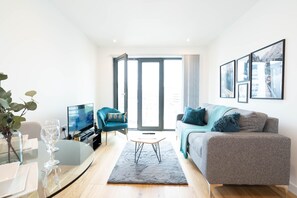 Fernseher, Netflix, Streaming-Dienste