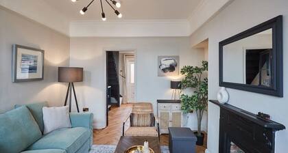 Host & Stay | The Railman's House