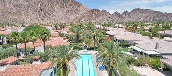 Adorable Single Story 3 Bedroom Villa LQ148 Lic-243744