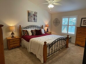 2 Schlafzimmer, Bügeleisen/Bügelbrett, kostenloses WLAN, Bettwäsche