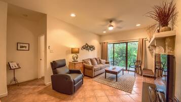 Condo, 3 Bedrooms | Living area | Smart TV