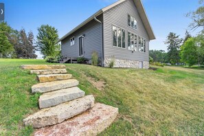 Exterior - Cabin Getaway on Lake Noquebay (Crivitz)
