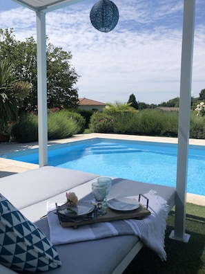 Piscine extérieure, piscine chauffée