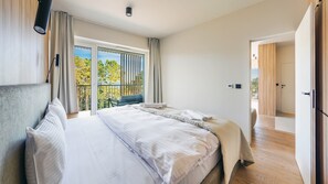 Apartamento (3.1) | 1 quarto, ferros/tábuas de passar roupa, roupa de cama