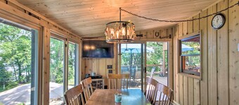 Year-Round Waterfront Getaway: Lake Access + Dock!