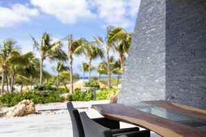 Outdoor dining - Blue Bay | The Reef | Terrace (Sint Michiel)
