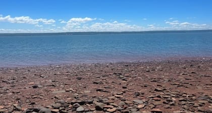 Red Cliff Cottage - Beach Front