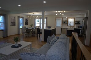 Smart TV, videojuegos, tenis de mesa y libros 