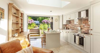 Pebble Cottage, Dunster