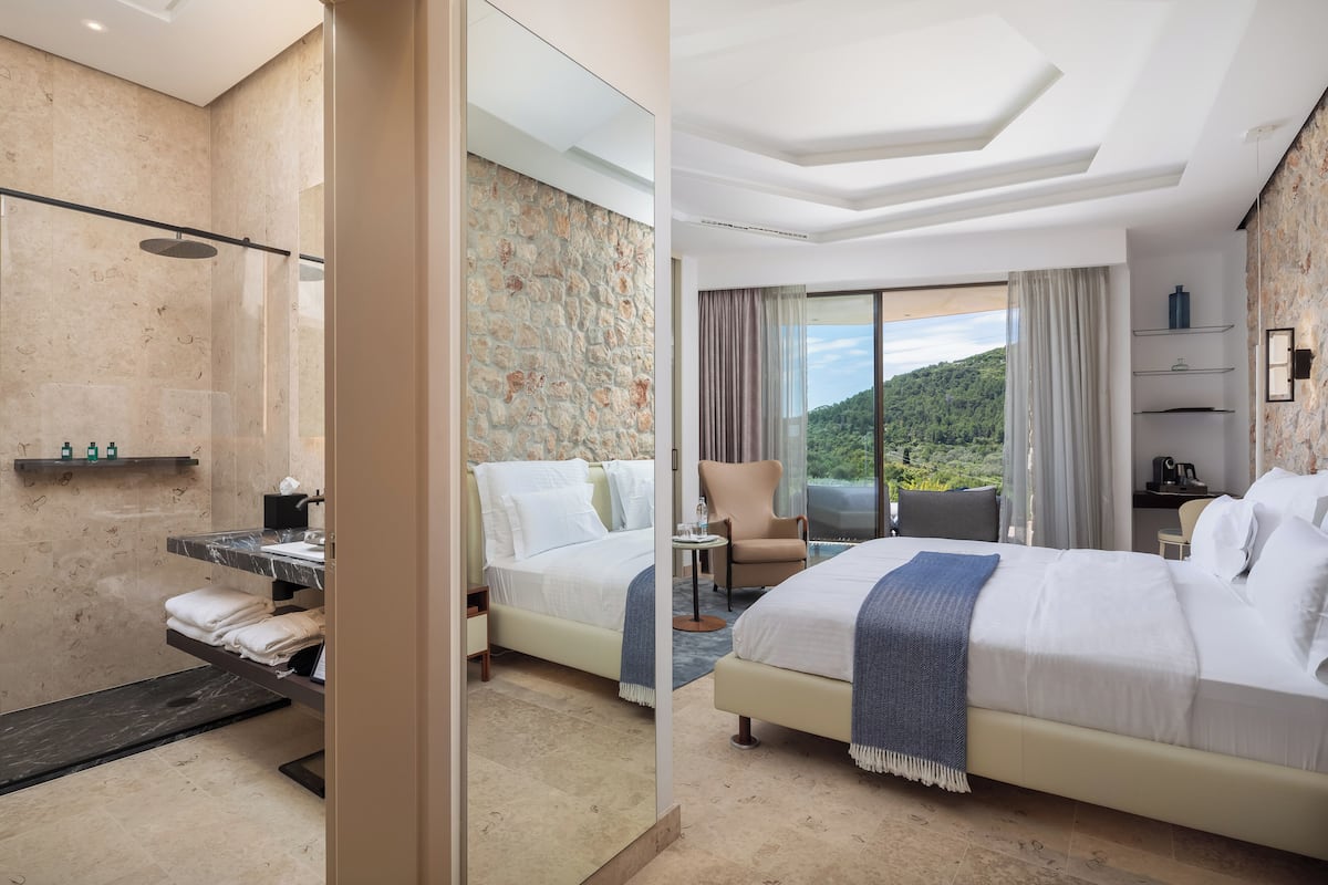 Standard Room with Terrace and Grove View | Frette Italian sheets, premium bedding, down comforters, minibar