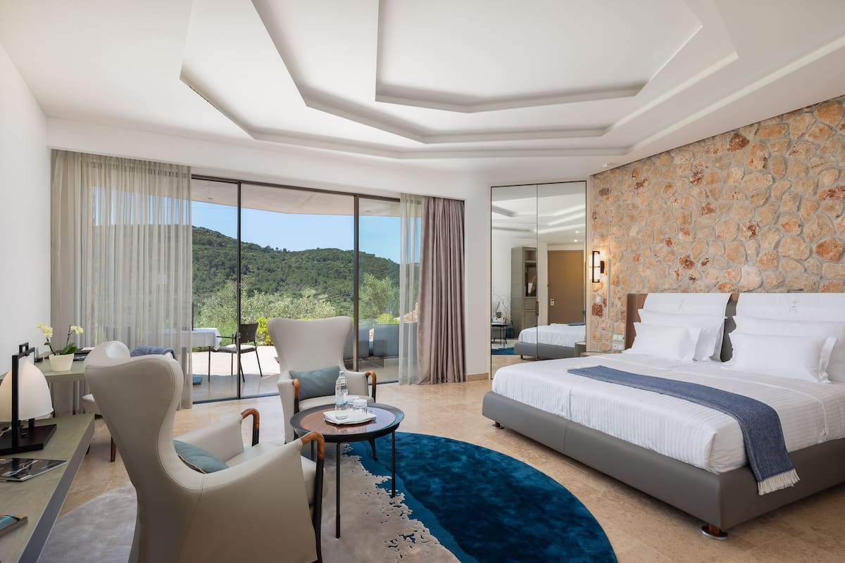 Deluxe Room with Terrace and Grove View | Frette Italian sheets, premium bedding, down comforters, minibar