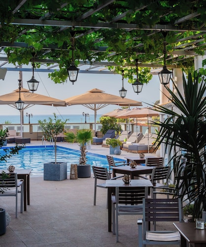 Sunsea Wellness Resort