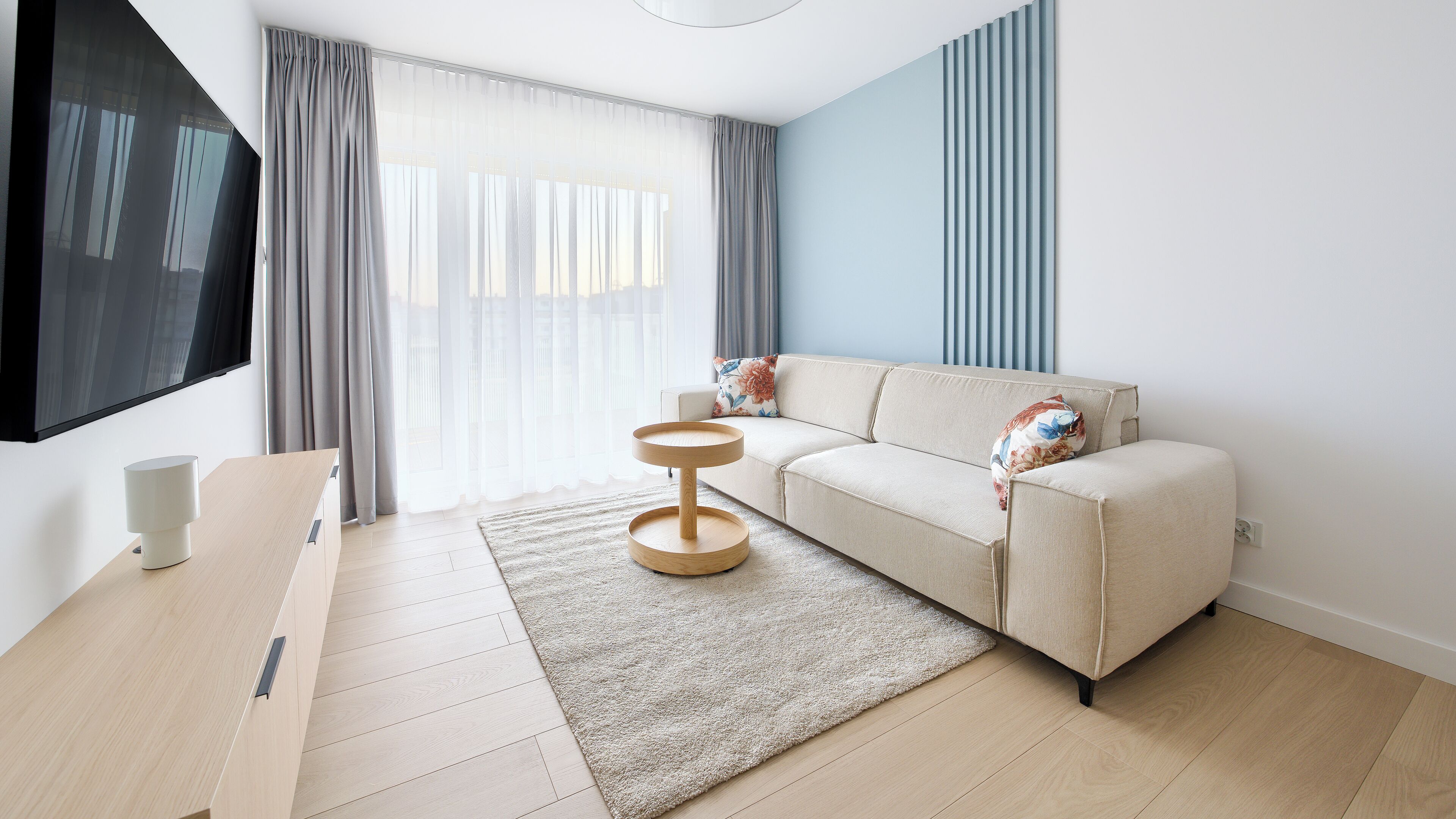 Huoneisto | Oleskelualue | Taulutelevisio