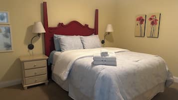 1 habitación, tabla de planchar con plancha, wifi gratis y ropa de cama