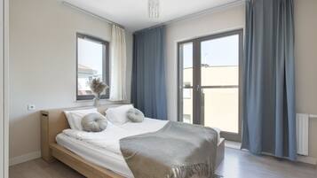 2 bedrooms, iron/ironing board, free WiFi, bed sheets