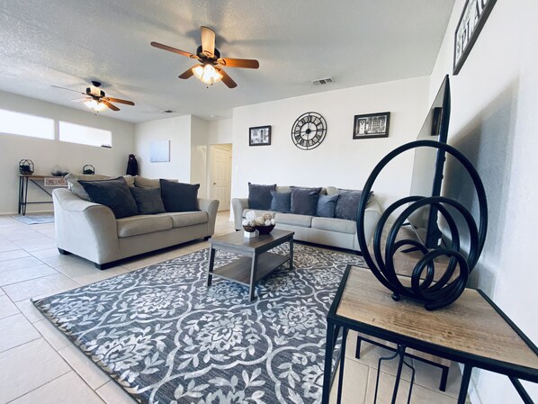 تلفزيون ذكي، ألعاب فيديو