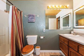 Baignoire, sèche-cheveux