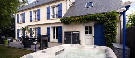 Enceinte de lâhĂ©bergement