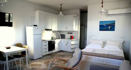 Villa Thori at Poulati Sifnos