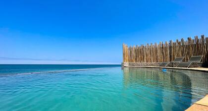 Beachfront CASA DIEM Eco-Luxury Vichayito