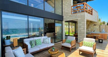 Beachfront Casa Diem Eco-luxury Vichayito