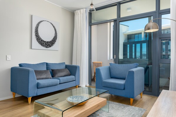 Living area - The Axis 109 (Cape Town)