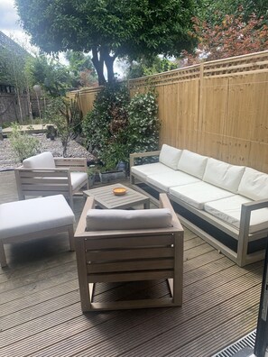 Terrace/patio - Joie de Vivre - One Bedroom Apartment, Sleeps 4 (London)