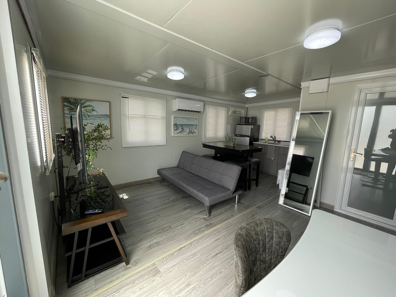 Las Casitas de Village