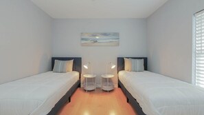 2 bedrooms, iron/ironing board, WiFi, bed sheets - Bartram Beach Retreat II (Atlantic City)