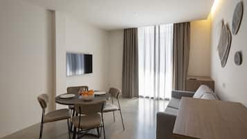 Sengetøy av topp kvalitet, safe på rommet og individuelt dekorert