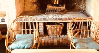 Spacious 17th century family home I Near Senlis - Chantilly - Paris