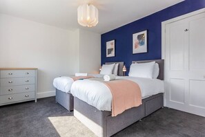 2 camere, ferro/asse da stiro, Wi-Fi, lenzuola