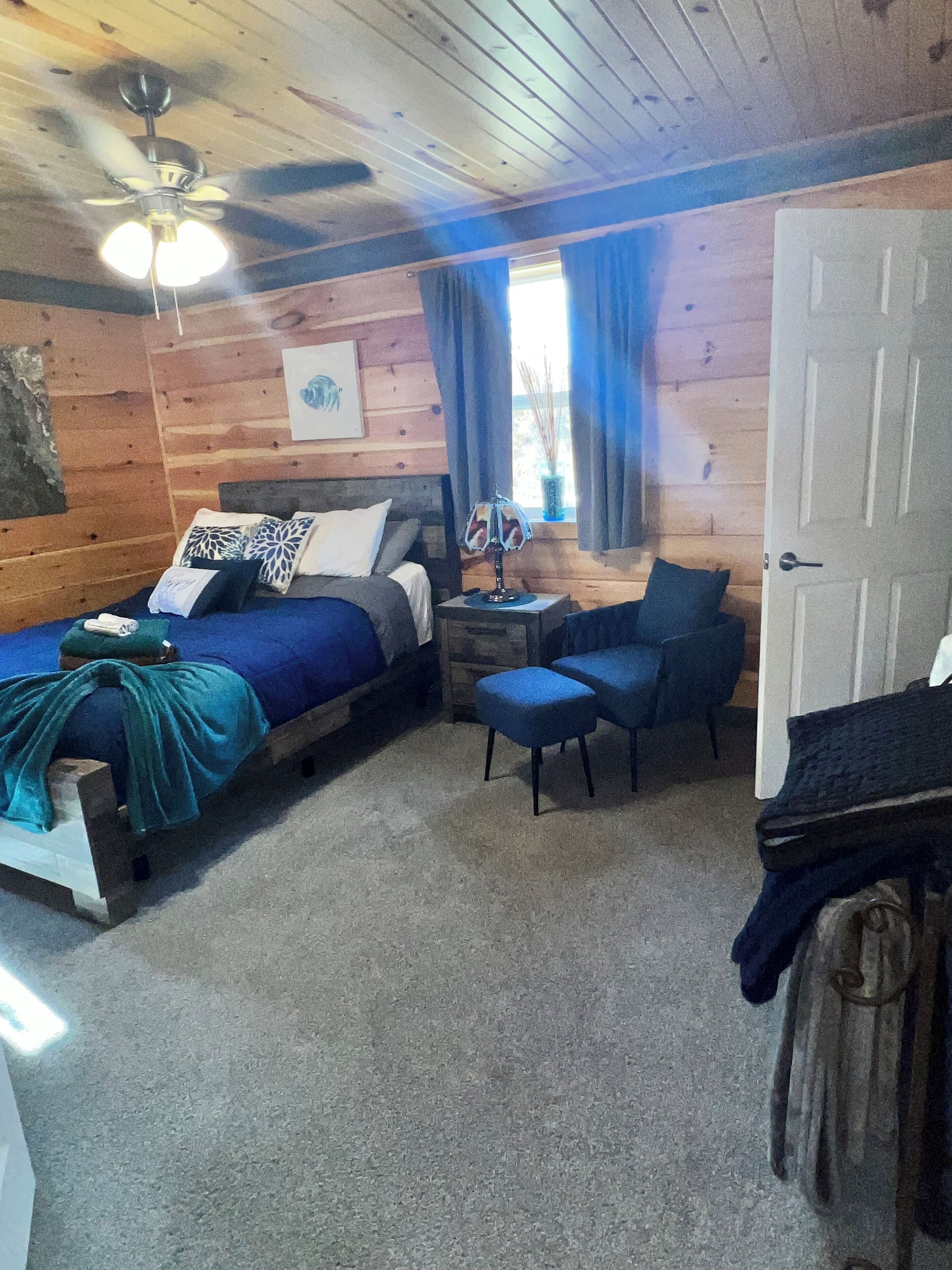 2 chambres, fer et planche à repasser, Wi-Fi gratuit, draps fournis