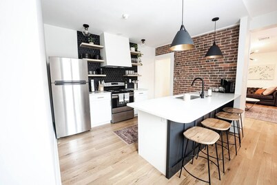 Fort Chambers Flat on Main